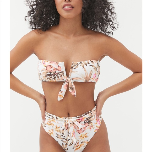 Billabong Paradiso Bandeau Bikini Top - Picture 2 of 5